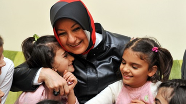 Hayrünnisa Gül, Çocuk Yuvasını Ziyaret Etti