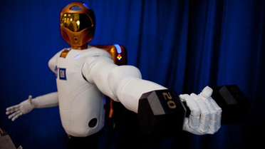 Nasa'dan Becerikli Robot