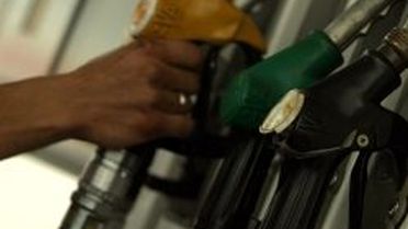Benzin Fiyatları Ucuzlayacak