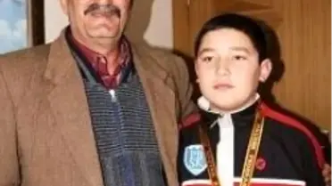 Pehlivan Torunu Halterciden Teşekkür Ziyareti