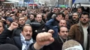 En Kıyak 4/C'li Meclis'te Çalışıyor