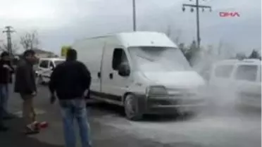 Çorlu - Minibüs Seyir Halinde Alev Aldı