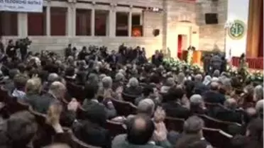 Avukatlardan Özbek'e Protesto