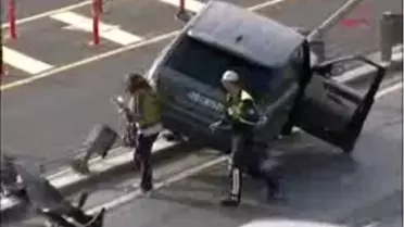 Cip Metrobüs Yoluna Girdi