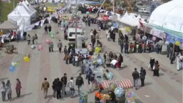 ''bayrampaşada 1000 Çocukla Uçurtma Şenliği''