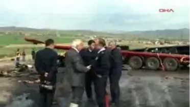 Ankara - Elmadağ´Da Zincirleme Trafik Kazası: 2 Ölü, 4 Yaral