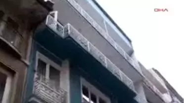 Bursa - Top Oynayan Çocuklara Çekilmelerini Söyledi 3'Üncü K