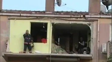 Göngören'de Doğalgaz Patlaması: Ev Savaş Alanına Döndü