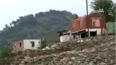 Baraj Mezarlığı Taşıttı