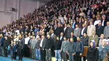 Zonguldak - Spor Salonunda Namaz