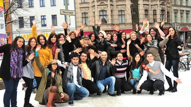 Fadik Sevin Atasoy Ve Yavuz Bingöl Keşanli Ali Destanı'ylaBroadway’de