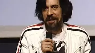 Tiyatro Sevişildikten Sonra Gidilecek Bir Yerdir