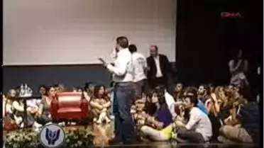 İzmir - Bayülgen: Tiyatro Sevişildikten Sonra Gidilecek Bir