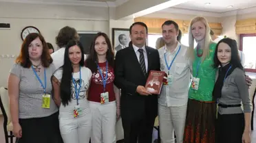 Karabalık Avrupalı Gençlerle