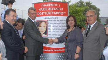 Yunan Diva'nın Adı Gaziemir'de Caddeye Verildi