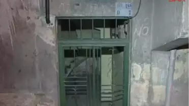 2 Günlük Bebeği Dairenin Kapısına Bıraktılar