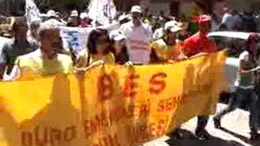 Samsun´Da İş Bırakma Eyleminde Türk-İş Protesto Edildi