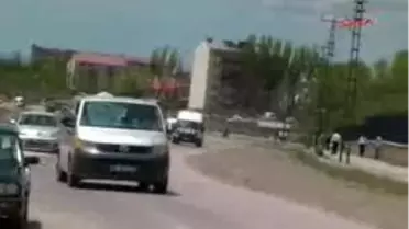 Van - Ölen Çocuğun Cenazesi Toprağa Verildi