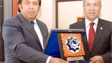 'Memnun Etse de, Etmese de Verilmelidir'