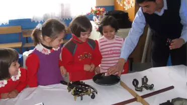 Rahmi M. Koç Müzesi'nin Gezici Müzebüs Projesi Gezmeye Devam Ediyor