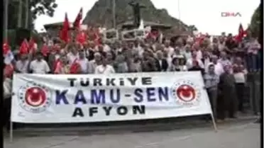 Afyonkarahisar'da, İsrail Ve Amerikan Bayrakları Yakıldı