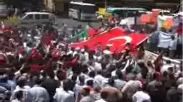 Rize 'De İsrail Bayrağı Yakıldı,Boykot Çağrısı Yapıldı