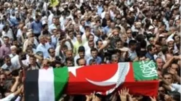 Gazze Şehidini 5 Bin Kişi Uğurladı