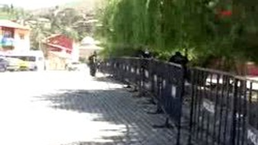 Hakkari - Kck Operasyonunda Gözaltına Alınan 11 Kişi Adliye Çıkarıldı