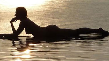 Çıplak Fotoğrafları Twıtter'da