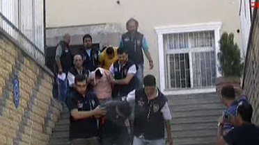 Köpek Bile Çalmışlar