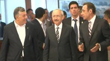 Kılıçdaroğlu, Cumhurbaşkanı Gül ile Görüşmek İçin İstanbul'a Geldi