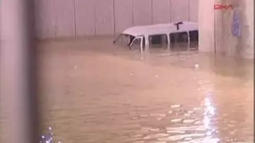 Tuzla'da D100 Karayolu Trafiğe Kapandı