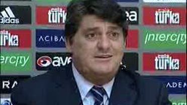 Beşiktaş'ta Kaleciler Hakan Ve Cenk İmza Attı