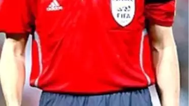 UEFA'dan Türk Hakemlere Görev