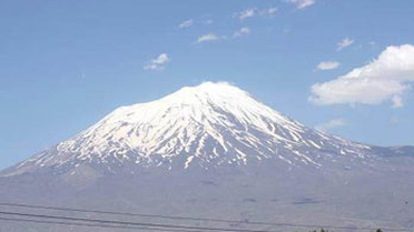Ağrı Dağı'ndan Bin Torba Çöp Çıktı