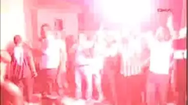 Şike Davası Sanıkları Tahliye Edildi
İstanbul Şike Davası Sanıkları Tahliye Edildi
- Milli Futbolcu Fatih Akyel İle Birlikte 34 Kişi Serbest