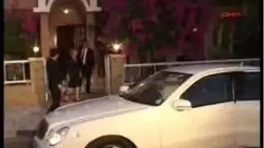 Kktc Cumhurbaşkanı İle Rum Yönetimi Başkanı Hristofyas Yemekte Buluştular