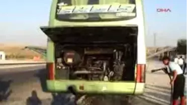 Yozgat Hareket Halindeki Otobüs Yandı
Hareket Halindeki Otobüs Yandı