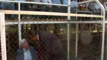 Platform Altı Serinliğe Polis Engeli