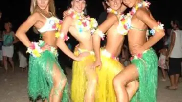 İçmeler Plaj Partisiyle Şenlendi