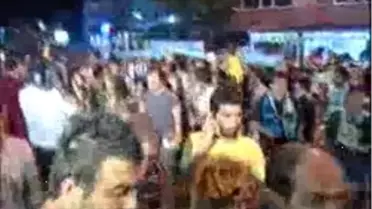 Kadıköy'de 'Yönetim İstifa' Sesleri
Kadıköy'de 'Yönetim İstifa' Sesleri