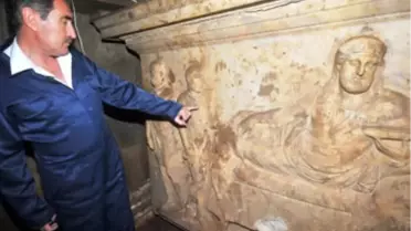 Bakan Güneş, Tarihi Lahite Hayran Kaldı