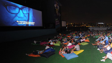  Hollywood Yıldızlarıyla Buluştular