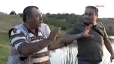 14 Yaşındaki Mert Gölette Kayboldu
14 Yaşındaki Mert Gölette Kayboldu