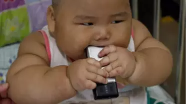 Dünyanın En Sevimli ve En Şişman Bebeği