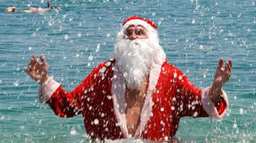 Plajda Bir Noel Baba