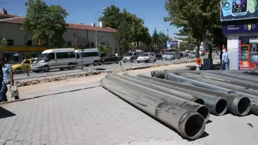 Bor Caddesinde Asbestli Borular Değişiyor