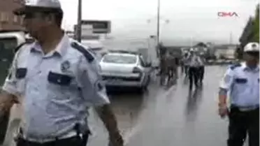 Yolcu Minibüsü Devrildi: 17 Yaralı