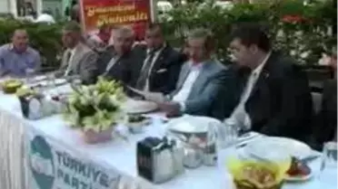 Şener Manisa'da Siyaset Üslubu Dersi Verdi
Şener Manisa'da Siyaset Üslubu Dersi Verdi
