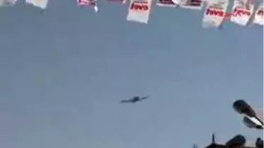 Siirt - Egemen Bağış Kılıçdaroğlu'nu Avrupa'dan Özür Dılemeye Davet Ettı
Başmüzakereci Bağış, Siirt'te Bdp'yi Eleştirdi,